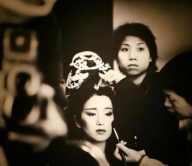 68岁“晚节不保”,这次再多的名和利,都救不了自毁前程的周润发