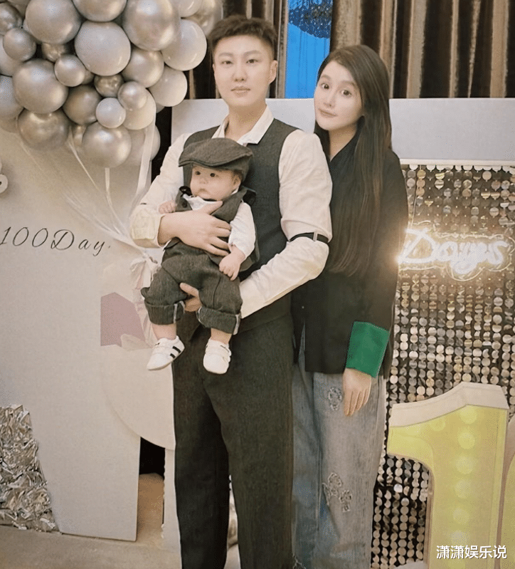 赵本山外孙小皮儿百日盛宴,豪华装备万元起,神似舅舅惹人议!