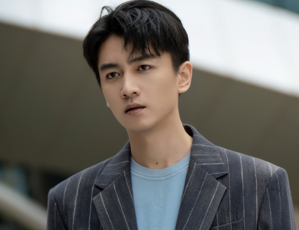 仅播4集,收视率破1.9,不愧是你们苦苦盼了一年的都市大剧