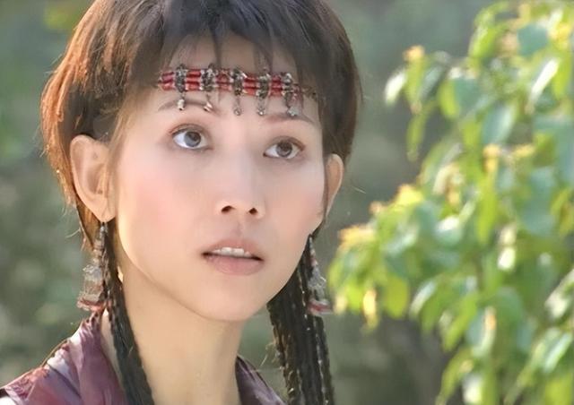 年轻时美的惊为天人,然而花期却很短,颜值很快就坍塌的4位女星