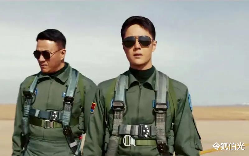 上映成五一档票房冠军?但事实证明,“主旋律电影”已经成了臭抹布