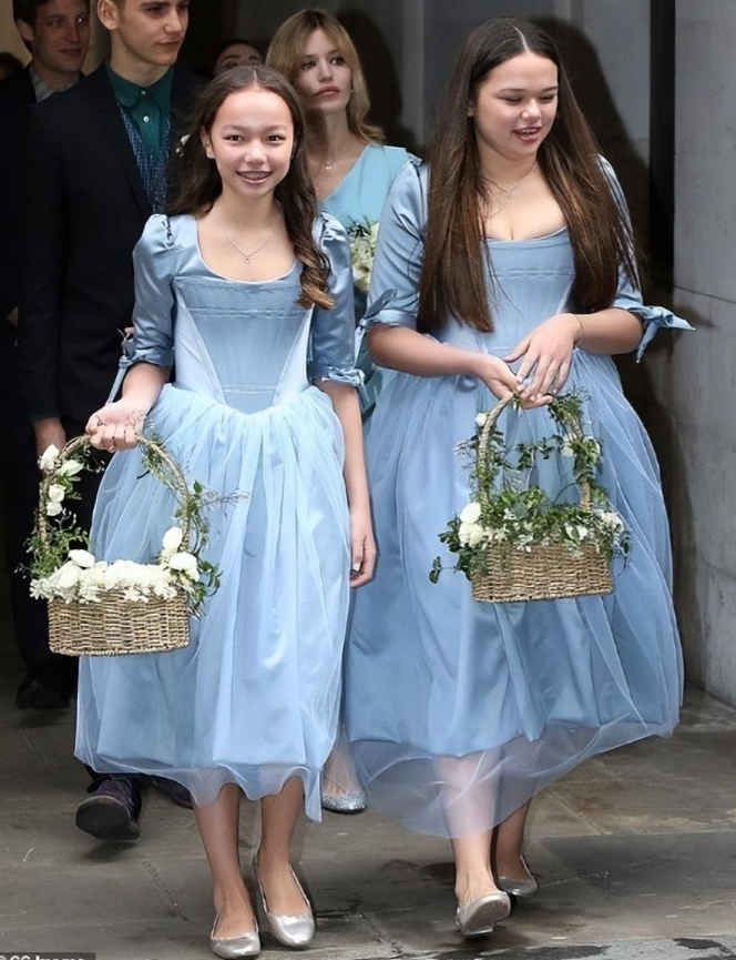 邓文迪的野心：手握150亿还不够，把俩女儿养成学霸，送进好圈子