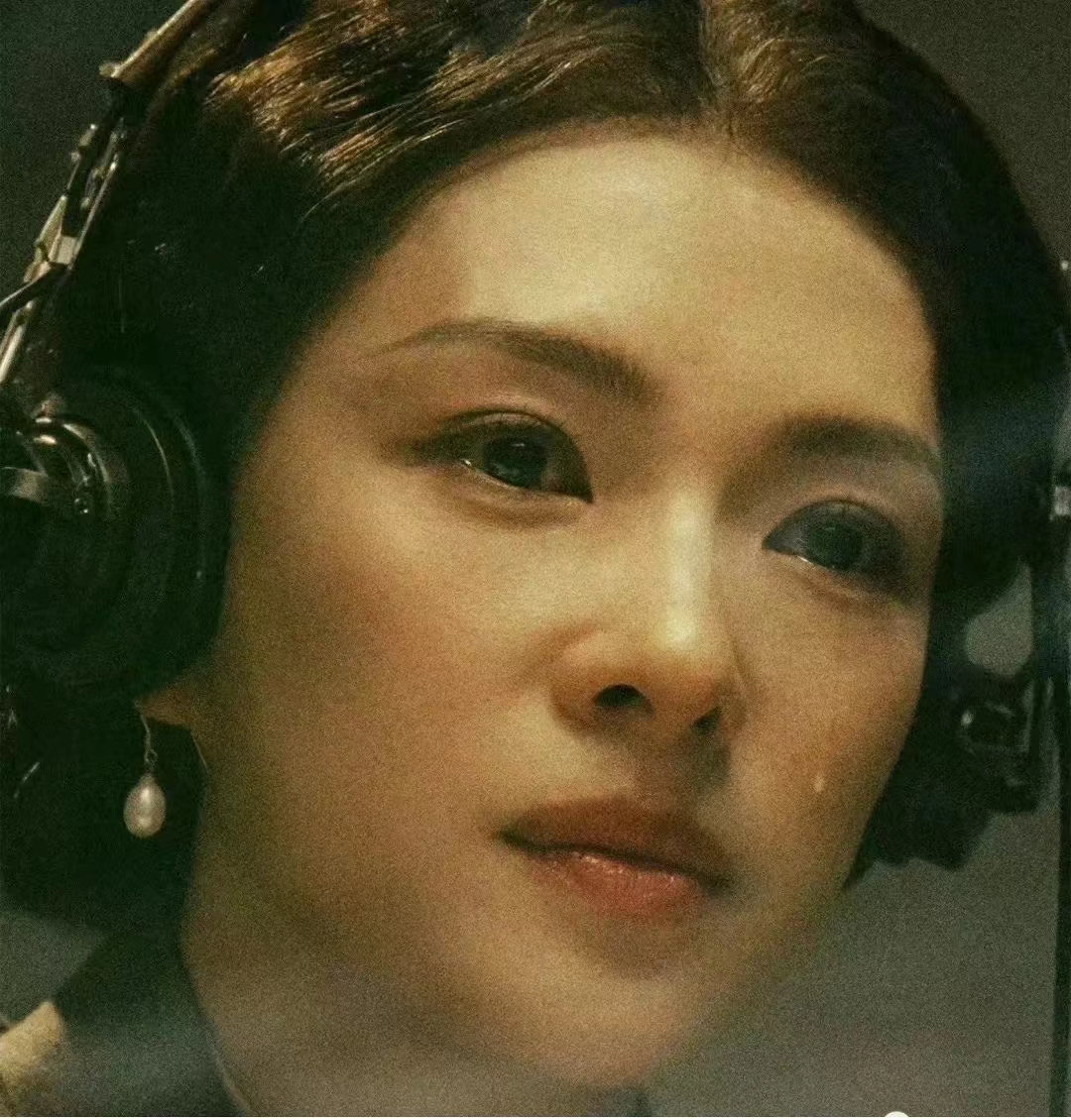 同样是演“村妇”，36岁赵丽颖和33岁李沁与45岁章子怡对比，差异明显