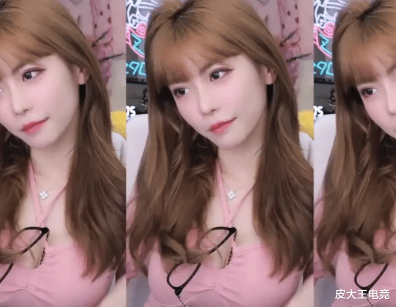 周淑怡再现迷之操作,刚说完拒绝擦边,转身放飞自我深V秀身材