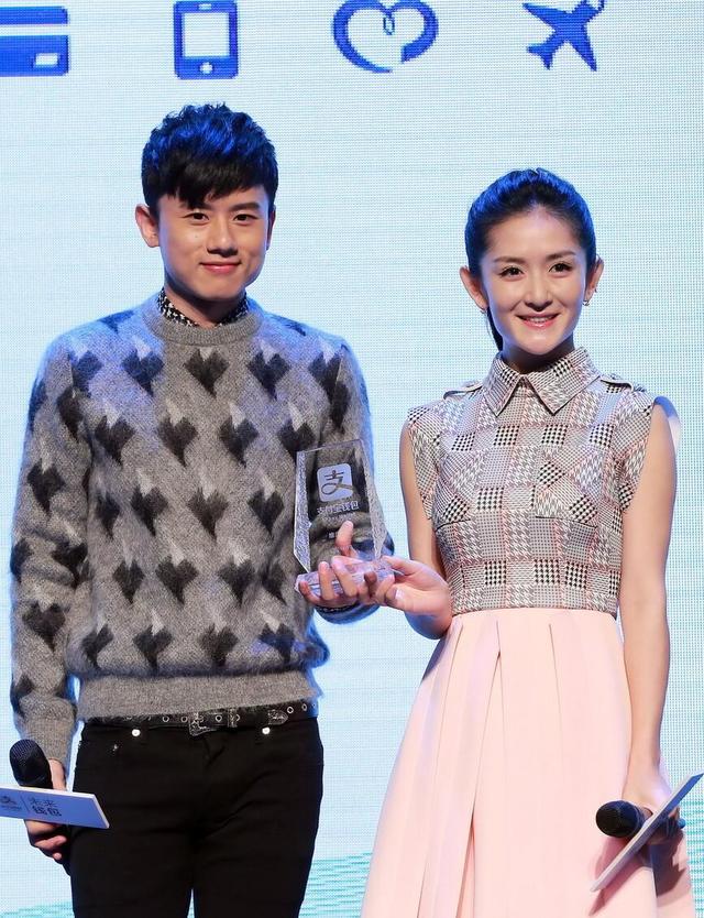 张杰谢娜终于还是走到现在的这一步,事实证明,黄磊当年说的没错