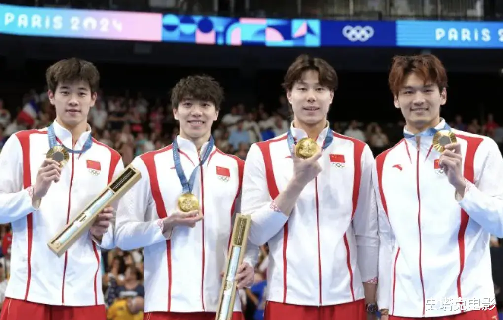 20岁潘展乐惊天逆转,韩国电视台解说近乎「咆哮」,谷爱凌亲密握手