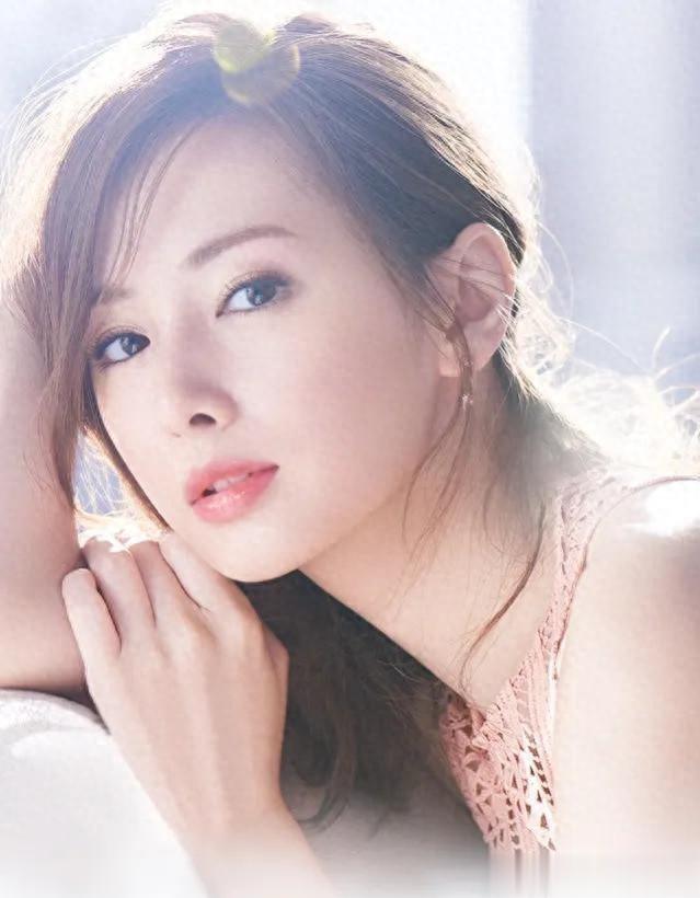 日系禁欲系颜值天花板？确认了——献身艺术的北川景子