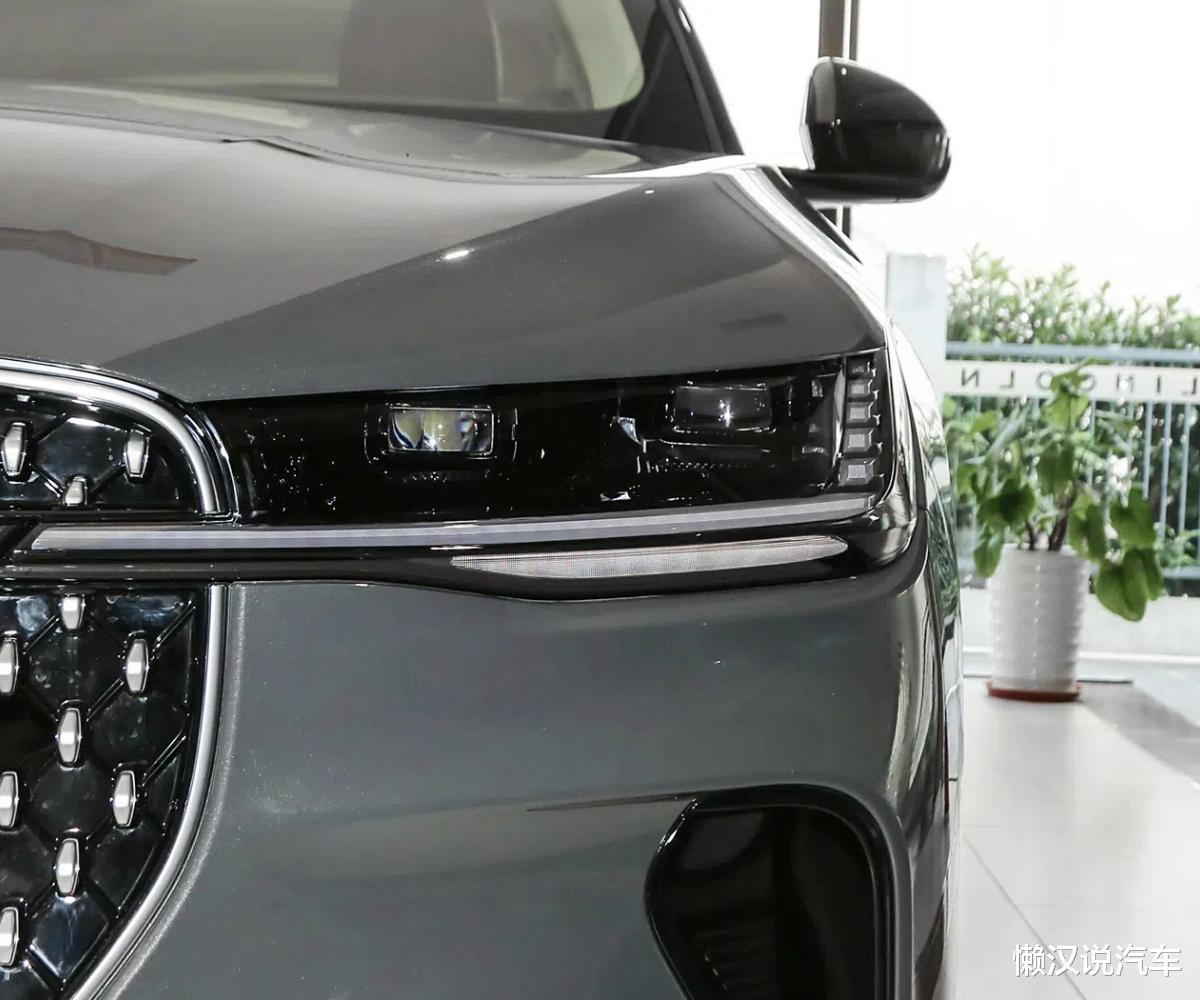 比奔驰GLC大一圈,起步261马力,配合资3大件,却无人欣赏