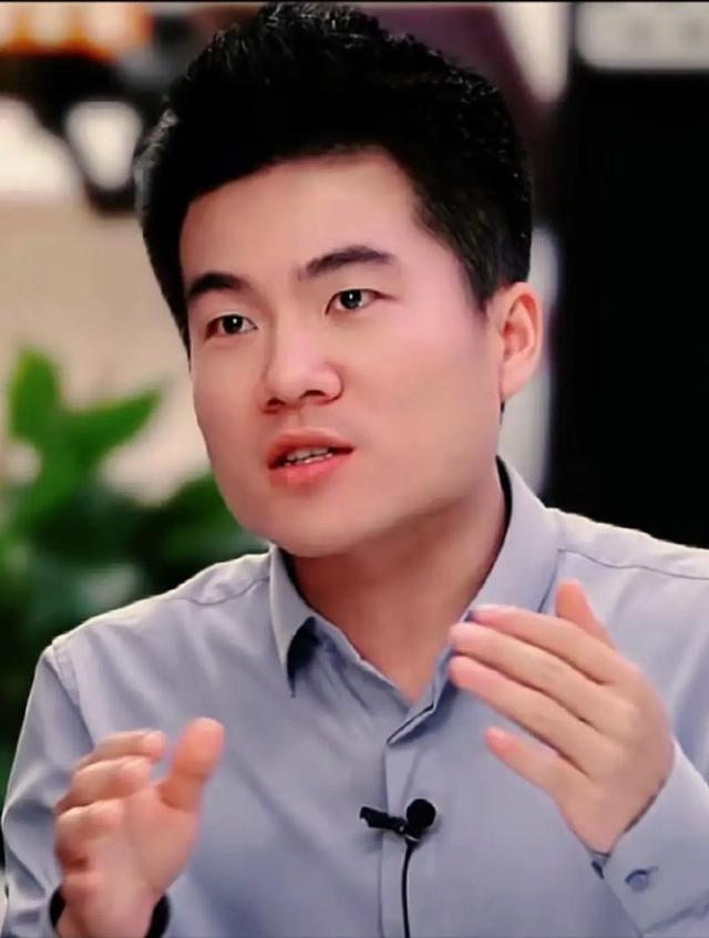 陈建斌缺席与辉同行新疆行，董宇辉离开俞敏洪的后遗症开始显现