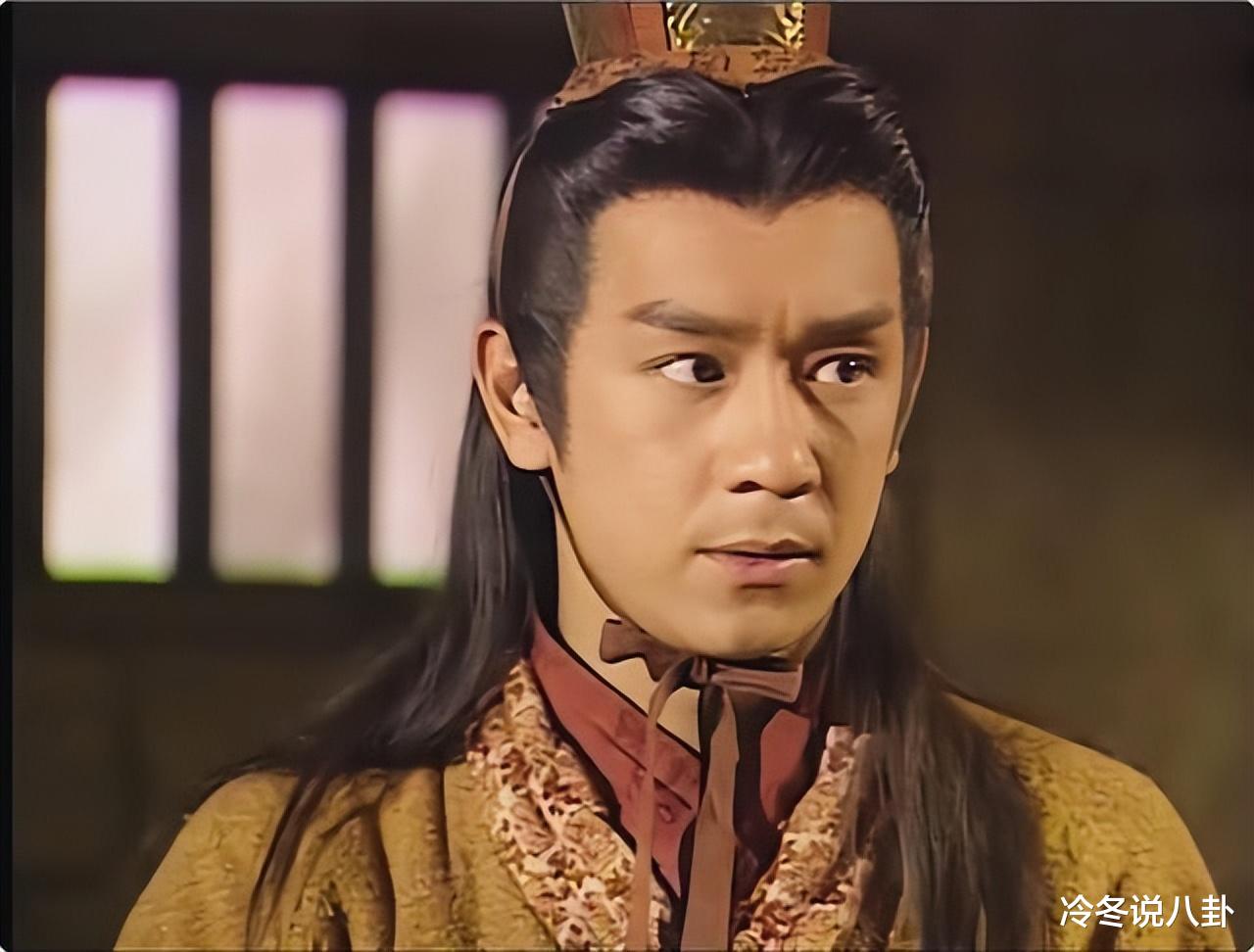 炒冷饭毁经典,一把年纪尬演成名角色,童年情怀还能卖几回?