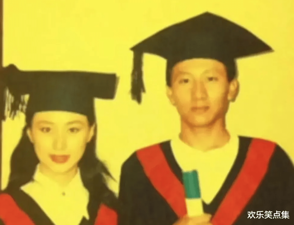 才知道这俩是夫妻!结婚22年还这么甜蜜,羡慕死个人!