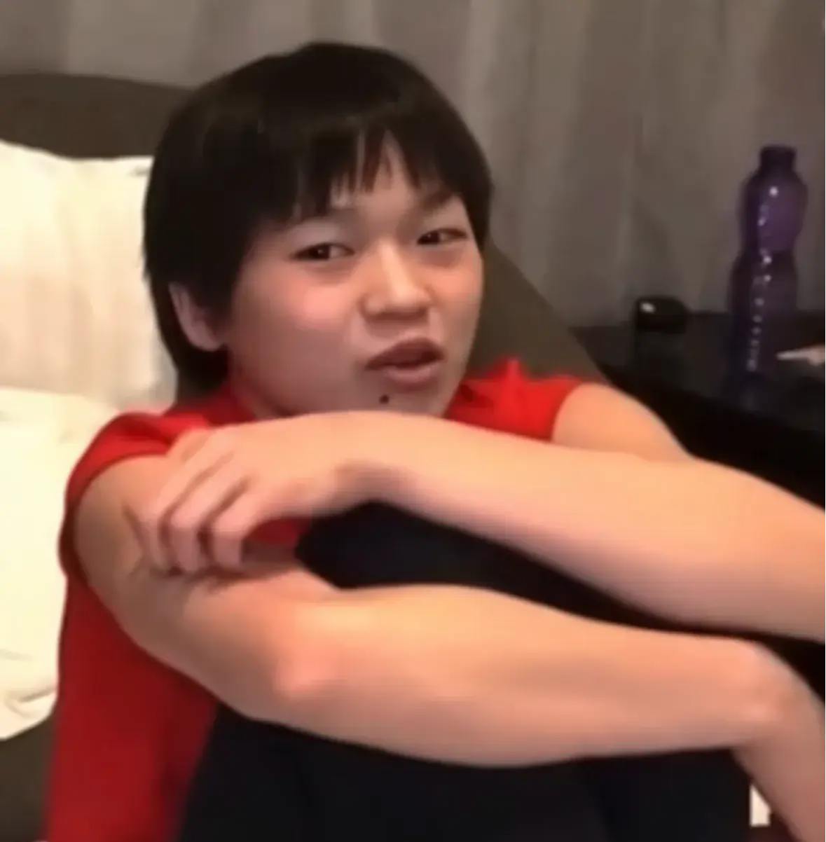 大衣哥情形再现!远亲向全红婵借35万, 妈妈称: 才知道这些亲戚