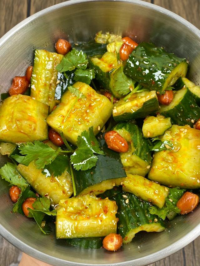 4种减肥最强的食物，每天吃1道，清肠刮油甩赘肉，体重蹭蹭降！