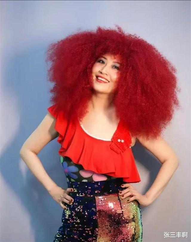 这次,“教育”起刘晓庆的张蔷,彻底颠覆了大众对她的固有认知!