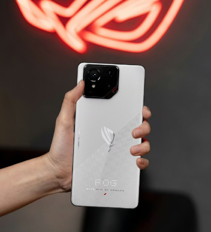 11月新机看点:华为Mate70定档,最强骁龙8至尊版开启抢先体验!