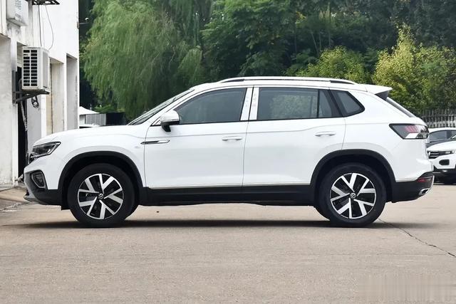 买燃油SUV绕不开的15款车型,月销量都上万辆,值得选择!