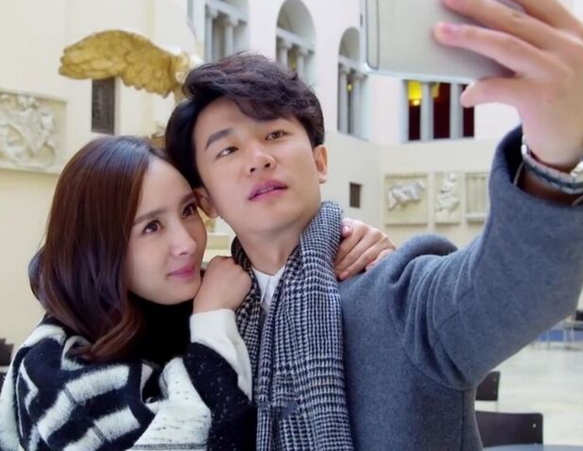 黄轩方否认家暴，不料狗仔公开挑衅，直言他们的公关手段很愚蠢