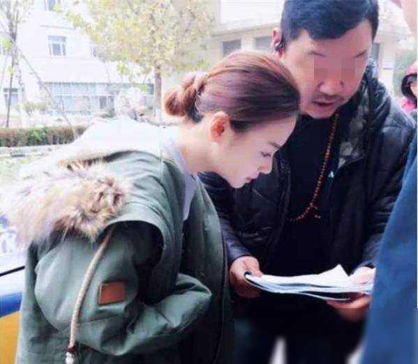 14岁荧屏初恋是释小龙,因好看被网友禁止整容,今30岁成这样