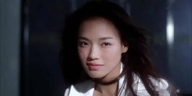 平胸、驴脸、大嘴,这 6名女星一个比一个难看,凭啥火遍大江南北