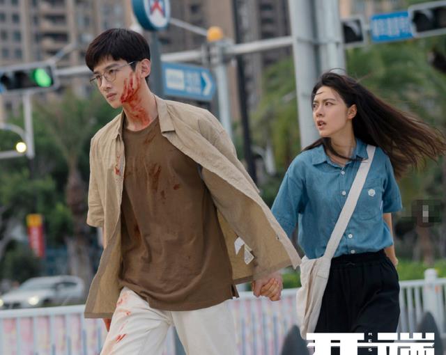 看完刘奕君《开端》,再看王志文《21天》,真是没对比就没伤害