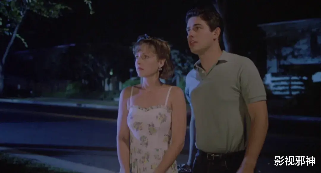 古早版「林中小屋」,尺度逆天