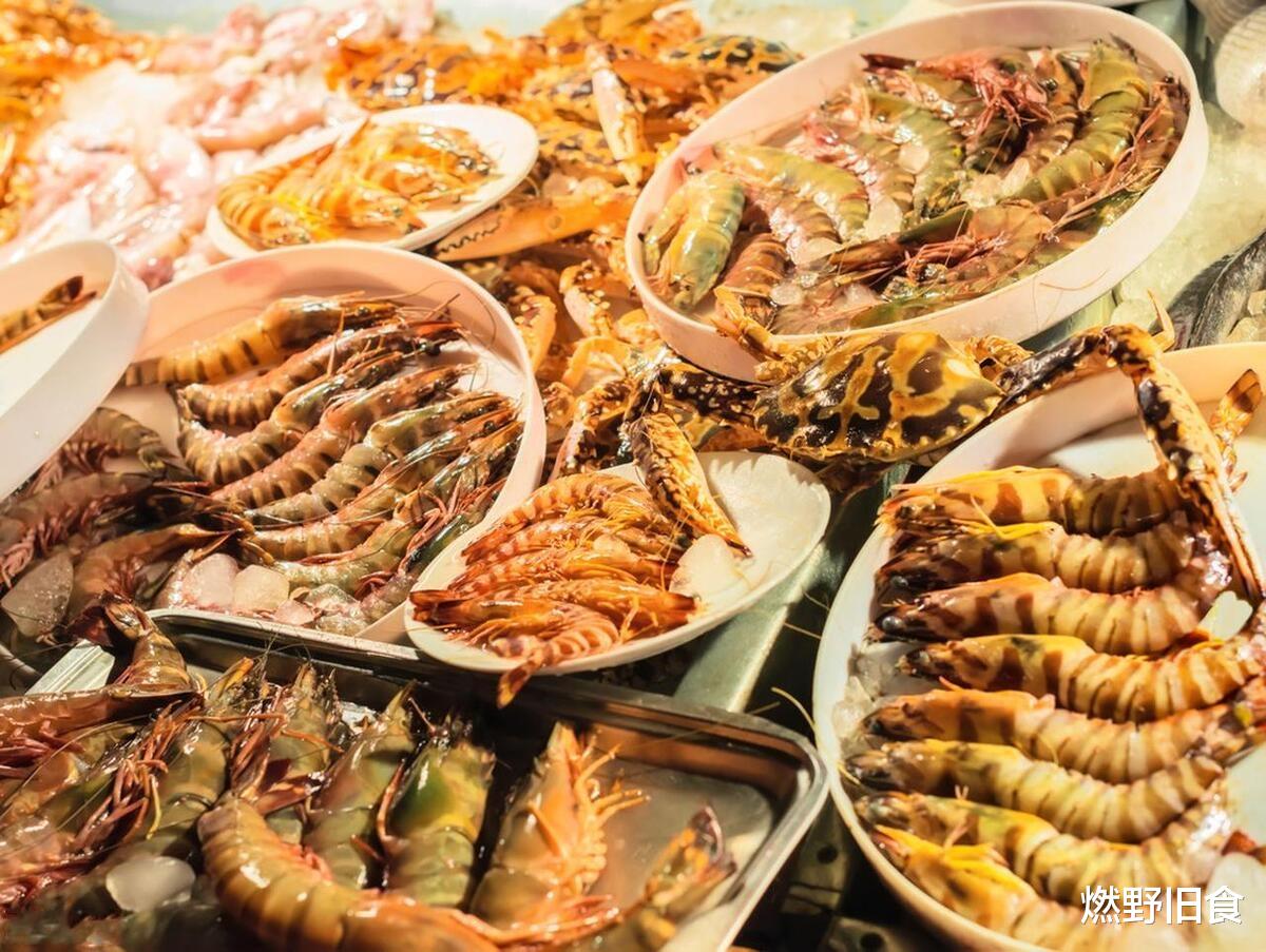 性价比高过三亚，小吃比厦门还多，这个南国小城最适合盛夏逛吃