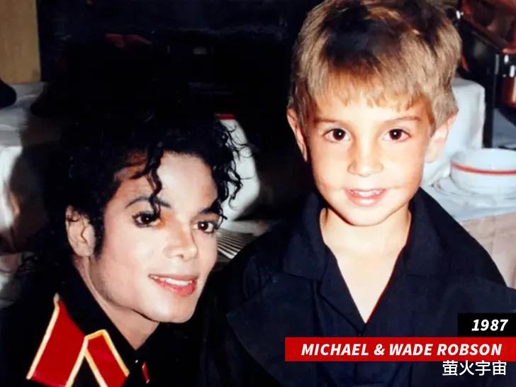 迈克尔·杰克逊的赤身照恐公之于众,侵犯男童案重审,密封照片或是证据