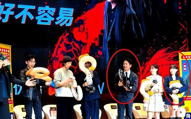 潘粤明二婚秀恩爱,董洁不满又作妖,10年过去了,她咋意难平了?