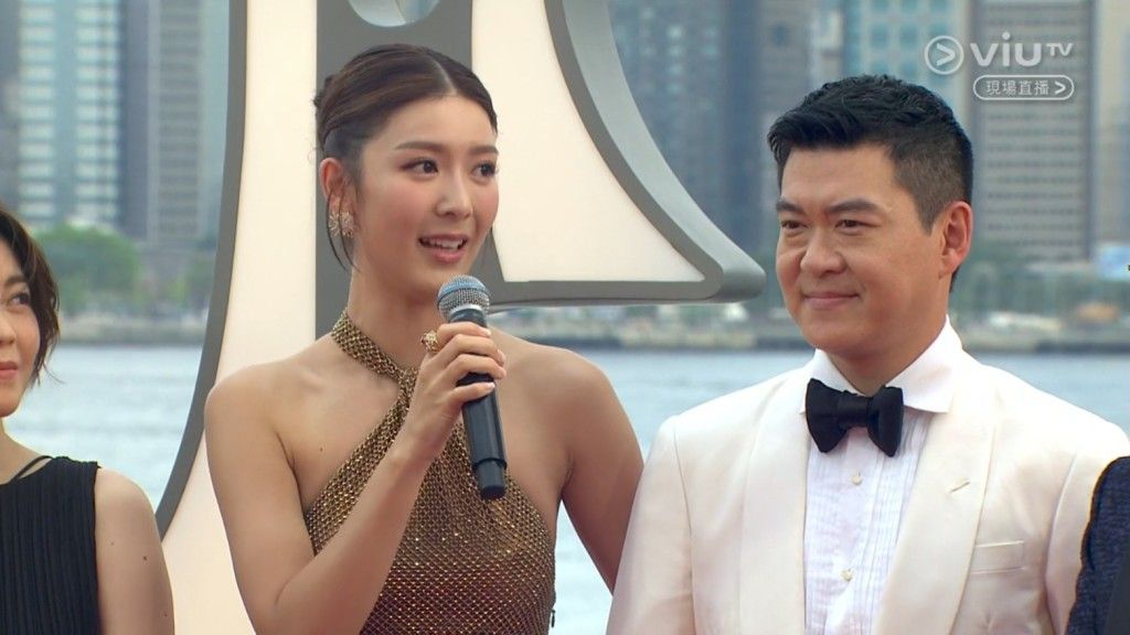 金像红毯：洪金宝合体气质老婆、baby复出，刘嘉玲压轴不带老公