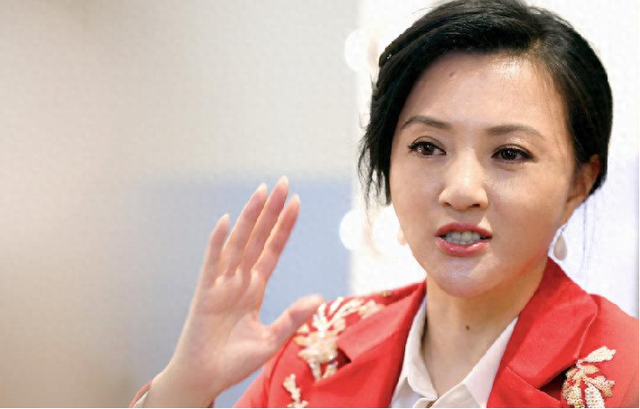 百分百歌手|从5登春晚到沦落精神病院，演员金玉婷的结局，印证了郭德纲的话