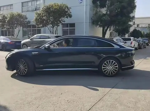 未上市就“一夜成名”！油耗1L续航1500km，这款A9，或仅售12万