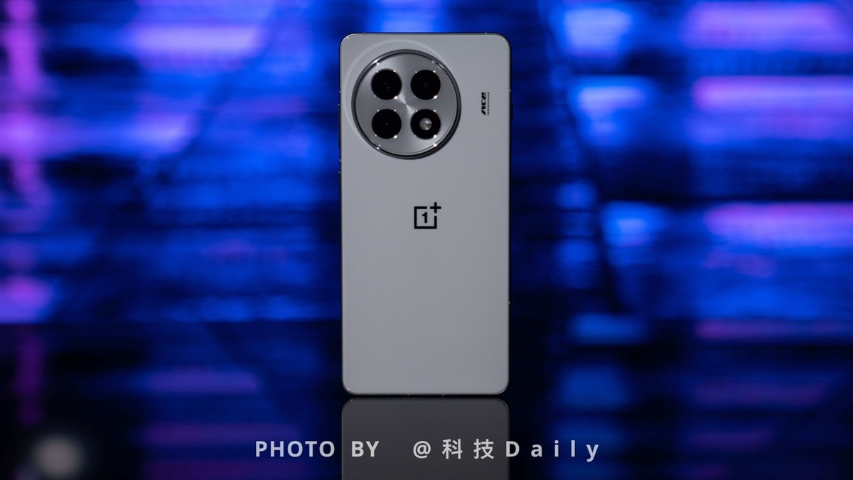 2025选新机，必入一加 Ace 5 Pro！