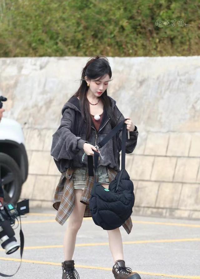 《奔跑吧》女星生图,孟子义的腿,白鹿的脸,都不及瘦的沙溢吸睛