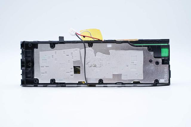 支持65W PD快充和120W小米快充，小米165W自帶線充電寶拆解