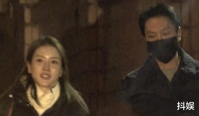 终于不再沉默！冯绍峰说出离婚原因，难怪赵丽颖会成为人生赢家！