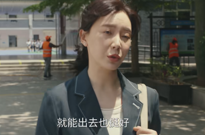 央视《驻站》收视率全国第一，打了多少资方的脸，郑晓龙又赌对了