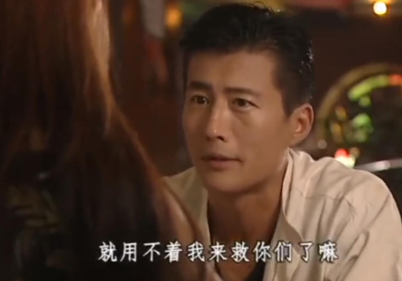 当年看《倚天屠龙记》就觉得她好美，奈何70后美人太多，她没红起来