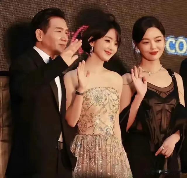 东京这一夜：何超琼霸气侧漏，赵丽颖短发艳压群芳，梁朝伟松驰