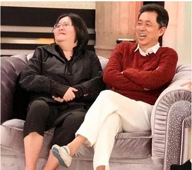 一手捧红那英王菲,将林志玲从黑帮手里救出,年过60至今无人敢惹