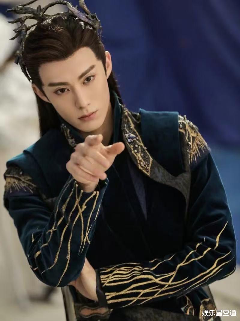 2024流量小生大洗牌:有的走下坡,有的崭露头角,还有的风头无两