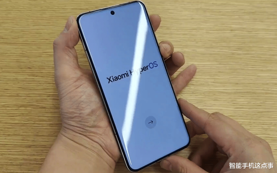 小米15 Pro突然入网:90W有线快充+6000mAh,核心配置也很清晰