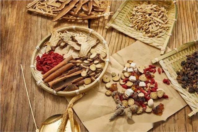 经活络，祛麻木！简单2味药，舒筋通络，温煦四肢，横扫手脚麻木