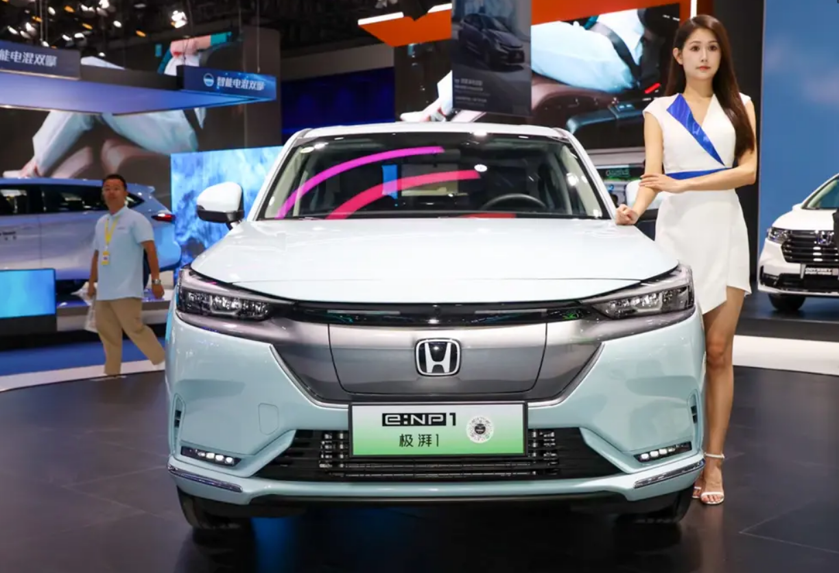 “最良心”的本田SUV，从17.5万降到10.5万，关键加速不到8s
