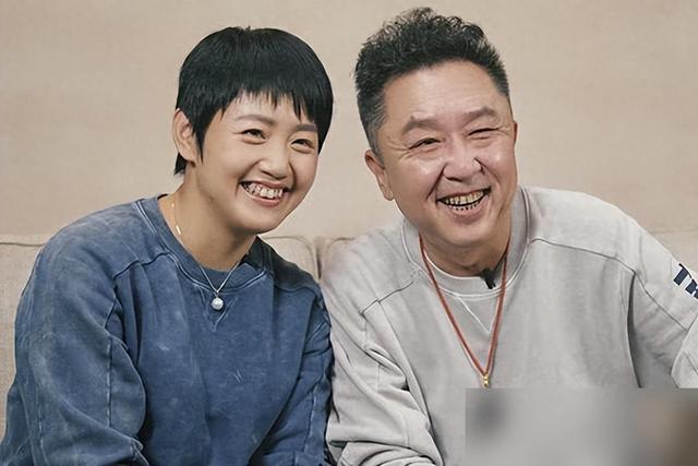 于谦妻子白慧明：被郭德纲调侃数十年，私下的她真的不介意吗？