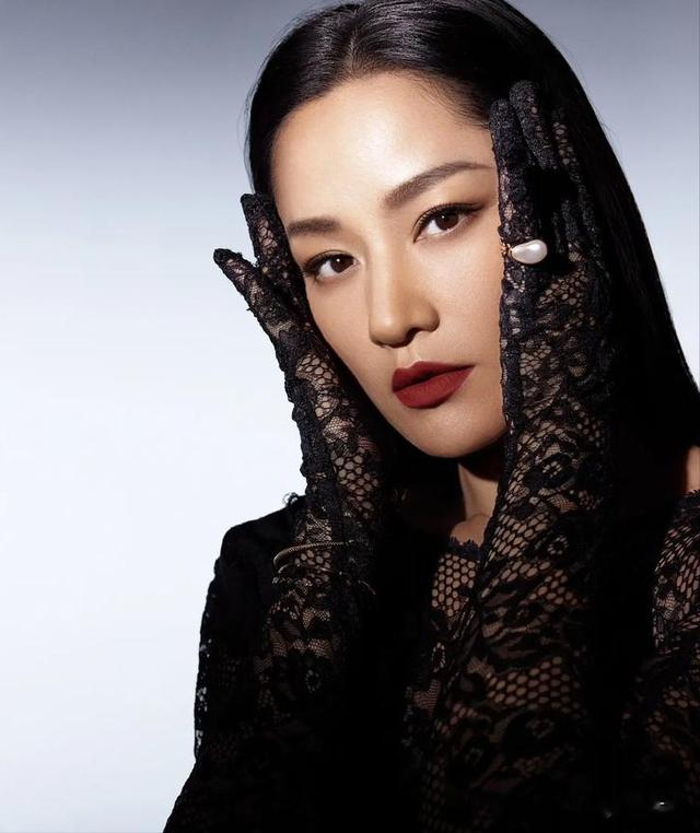 从19岁起接连5个男人，53岁还没有玩够，“风流名模”瞿颖现形记