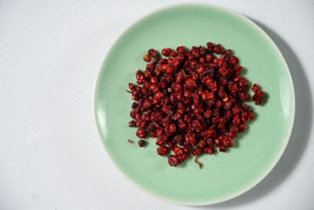 三通汤 行医几十年最厉害的方子!10味药,搞定你从头到脚的麻木!