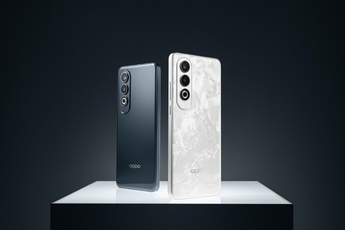 最大的亮點(diǎn)之一就是其前所未有的6400mAh超大電池