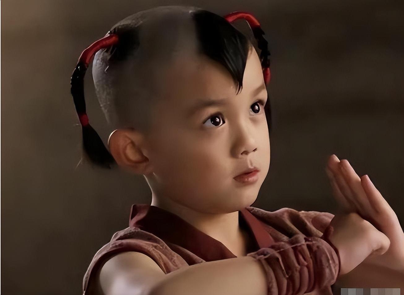 吴磊,海报被撤,直播被叫停,当红演员走到这一步,究竟是谁的错???