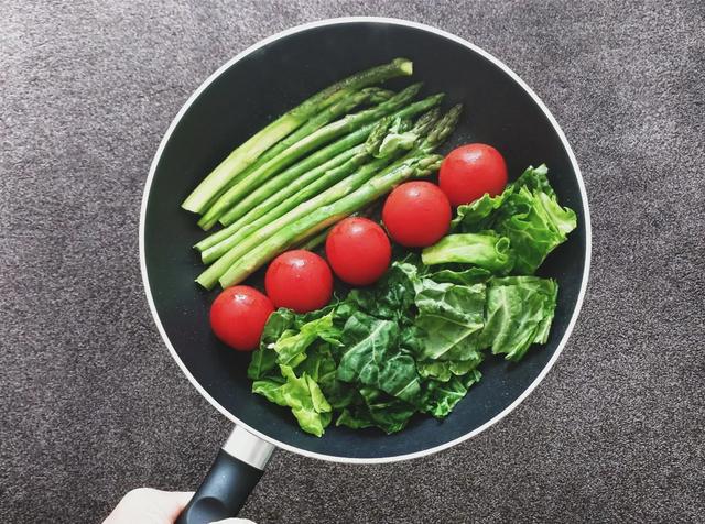 减肥只靠吃蔬菜可以吗？这么吃才能轻松掉秤！