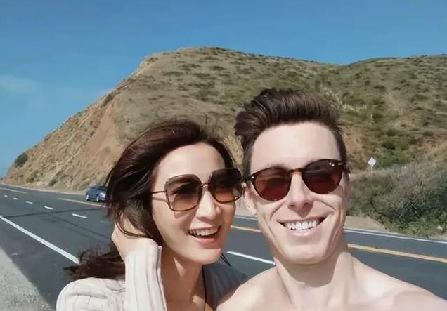 和陈赫离婚10年，前妻许婧，终于迎来了堪称教科书的“反击”！